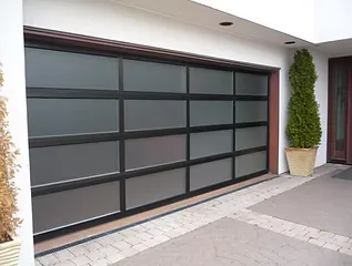 16 Panel black & Satin