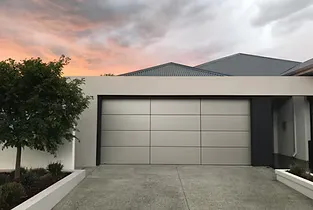 12 Panel Champagne